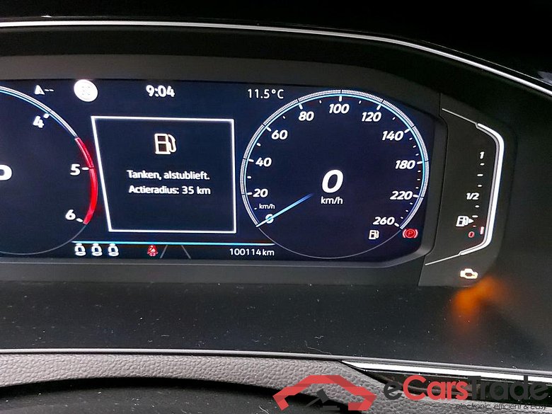 VOLKSWAGEN - VW  PASSAT VARIANT TDI 122PK DSG Elegance Business With Nappa Seats & Matrix LED & Towing Hook #5