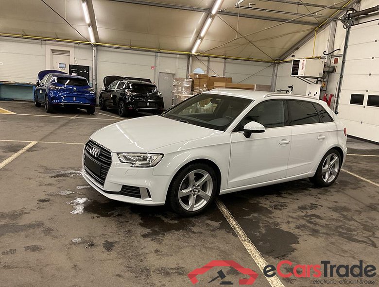AUDI A3 Sportback Audi A3 sport Sportback 1.5 TFSI 110(150) kW(PS) 6-speed