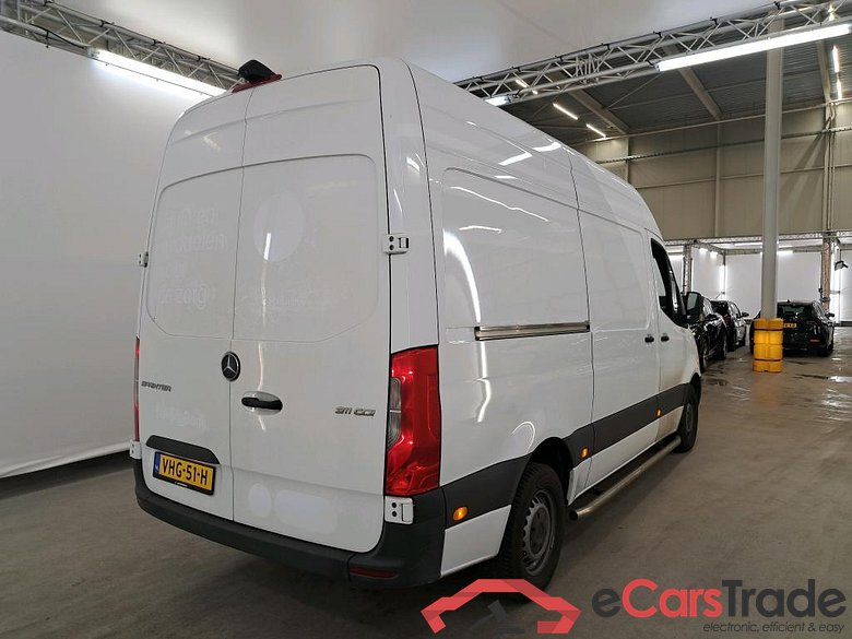 Mercedes-Benz Sprinter 311CDI L2H2 RWD 3.5 Functional VI 4d #2