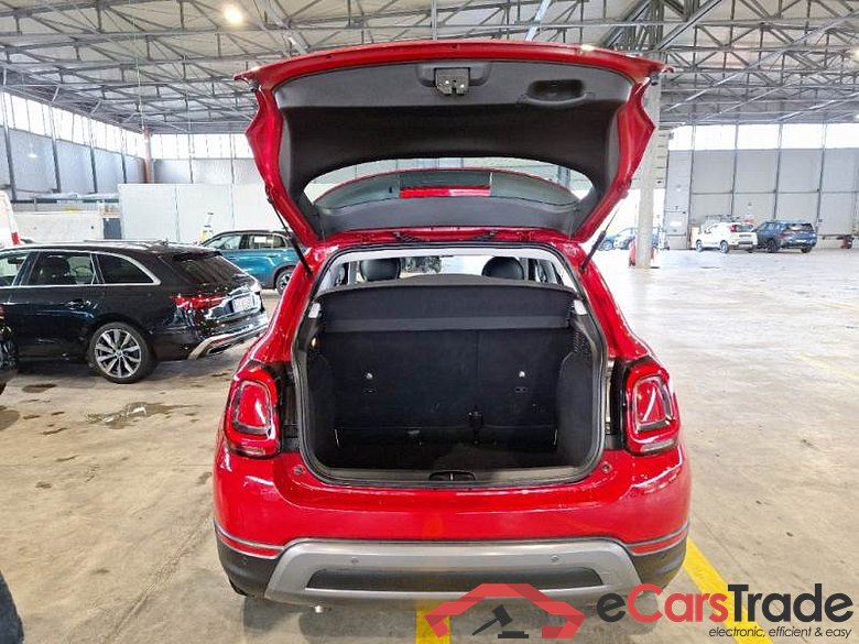 FIAT 500X / 2018 / 5P / CROSSOVER 1.3 MJET 95CV 4X2 BUSINESS #4