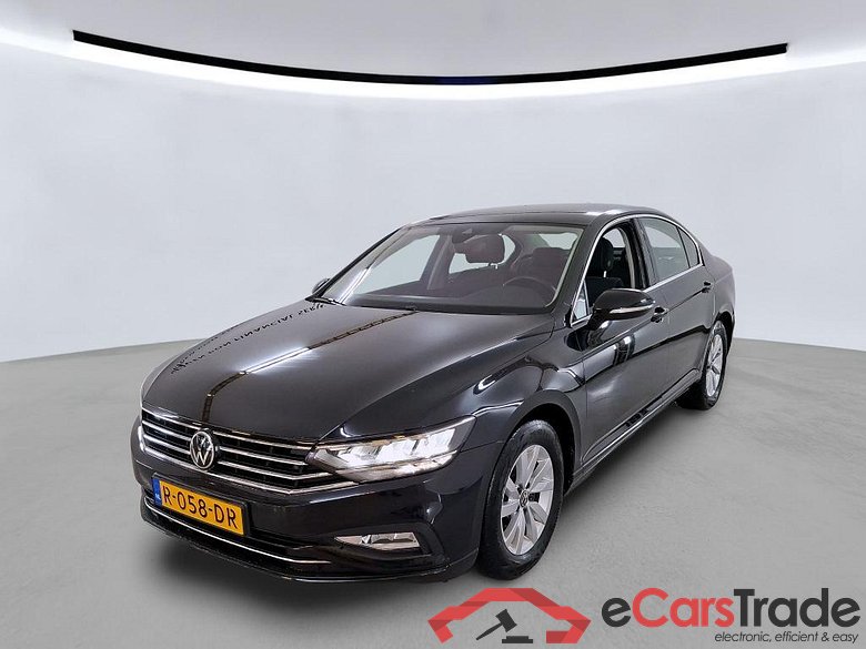 VOLKSWAGEN PASSAT 110 kW #1