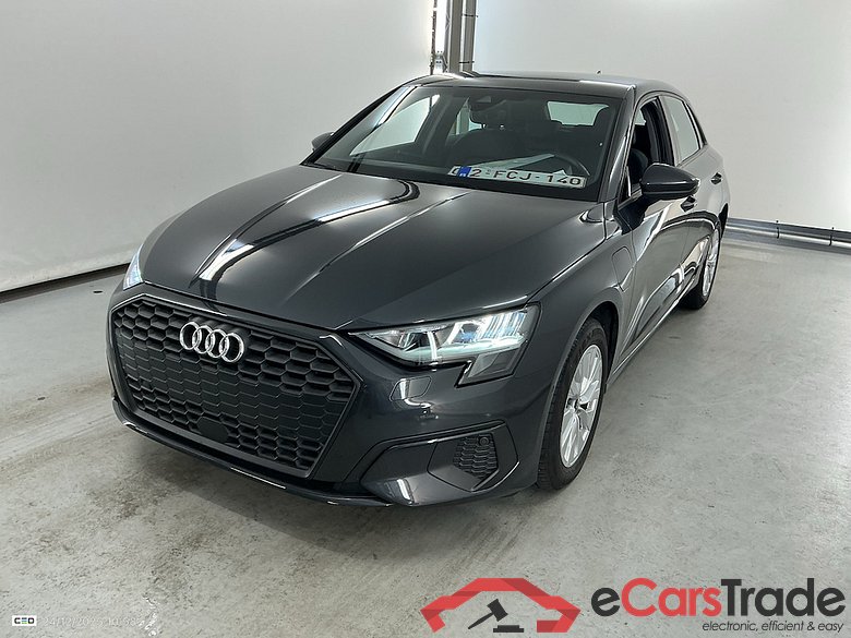 AUDI A3 SPORTBACK 1.4 40 TFSI E S TRONIC SPORTB ATTRACTION