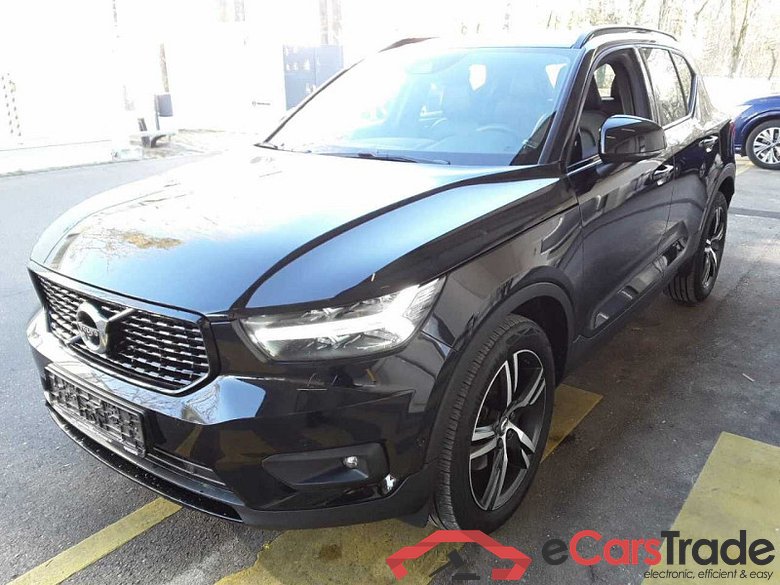 Volvo XC40 (2017->) DE - SUV5 B4 2WD EU6d, R-Design (EURO 6d), 2020 - 2022 #1