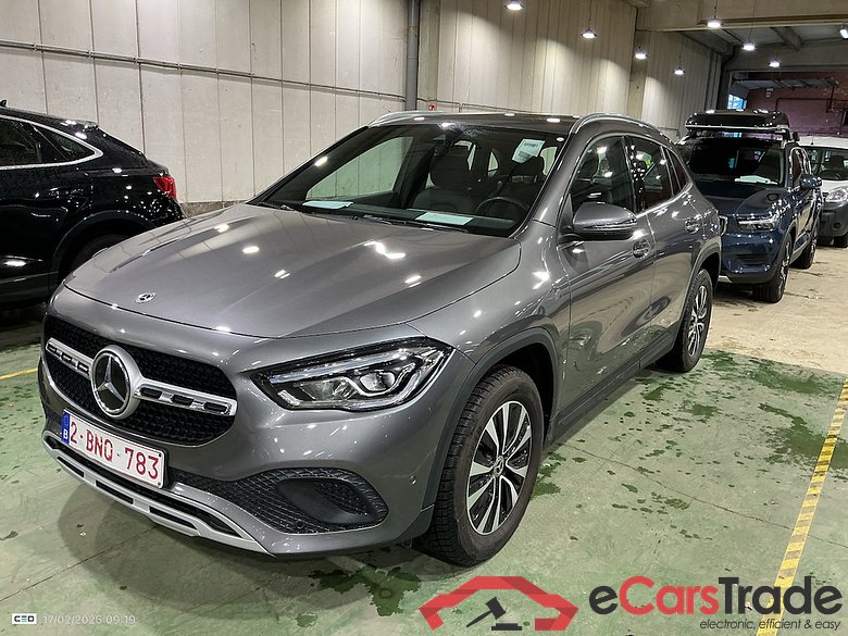 MERCEDES-BENZ CLASS GLA DIESEL (H247) GLA 180 d Business Solution