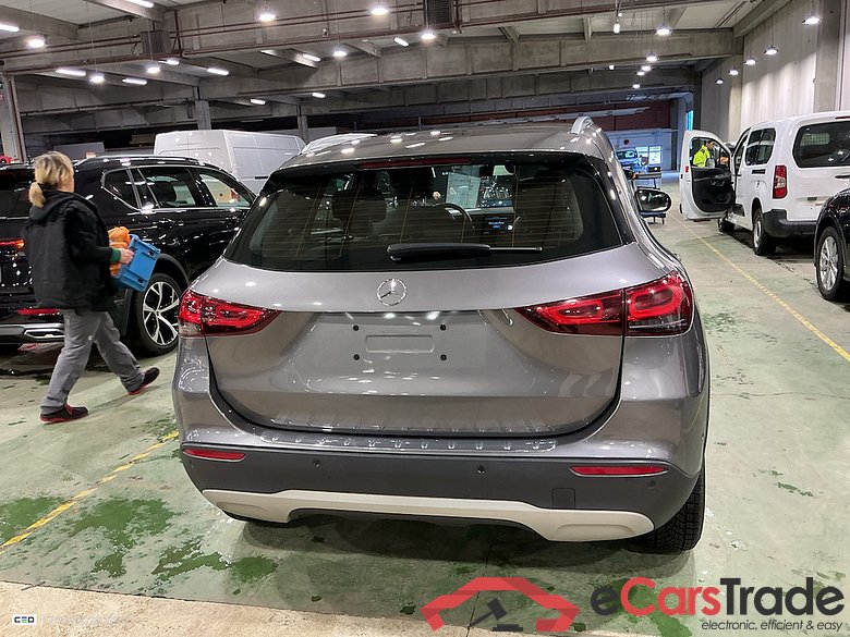 MERCEDES-BENZ CLASS GLA DIESEL (H247) GLA 180 d Business Solution #5