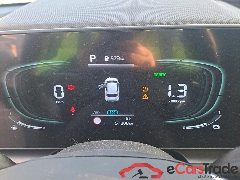 KIA Niro / 2022 / 5P / crossover 1.6 GDi HEV 104kW (141CV) Drive #4