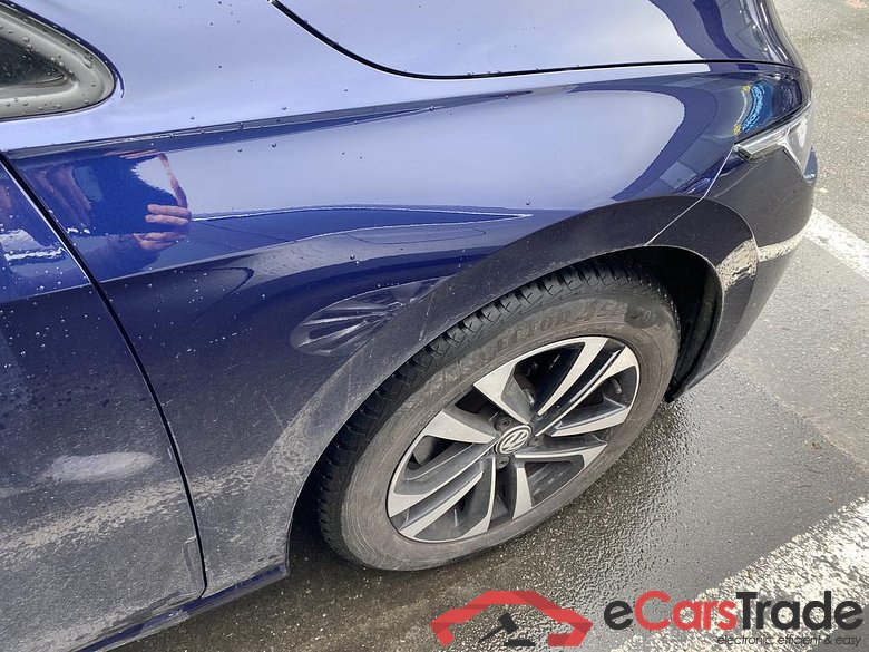 VOLKSWAGEN Golf VIII Golf 1.5 eTSI Life #5