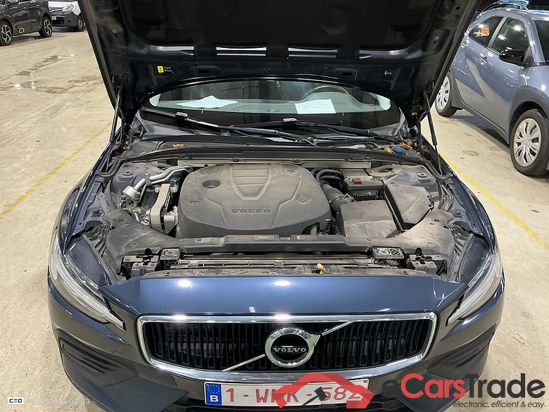 VOLVO V60 DIESEL - 2018 2.0 D3 Geartronic STOCK #6