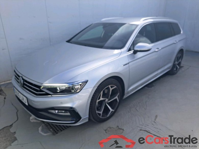VOLKSWAGEN Passat / 2019 / 5P / familiar Variant R-Line 2.0 TDI 140kW (190CV) DSG #1