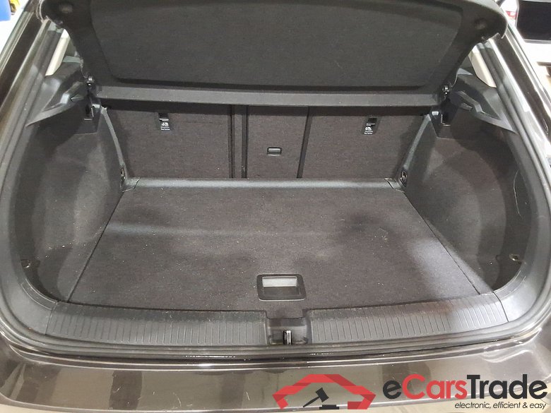 VOLKSWAGEN T-ROC 1.6 TDI STYLE #3