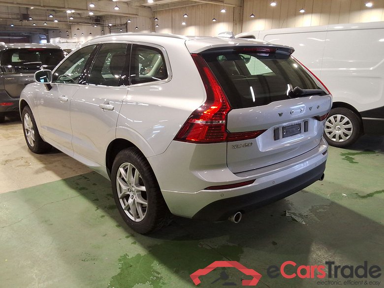 VOLVO XC60 DIESEL - 2017 2.0 D3 Momentum Pro AdBlue #2