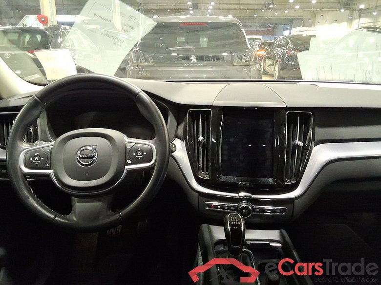 VOLVO XC60 DIESEL - 2017 2.0 D3 Momentum Pro AdBlue #6