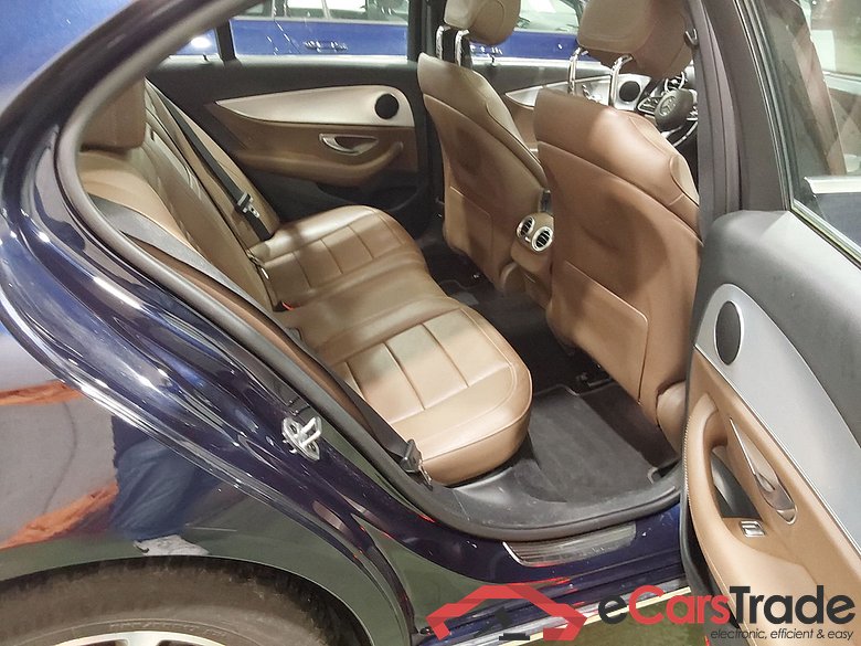 MERCEDES-BENZ CLASS E DIESEL (W213) E 200 d Business Solution STOCK #5