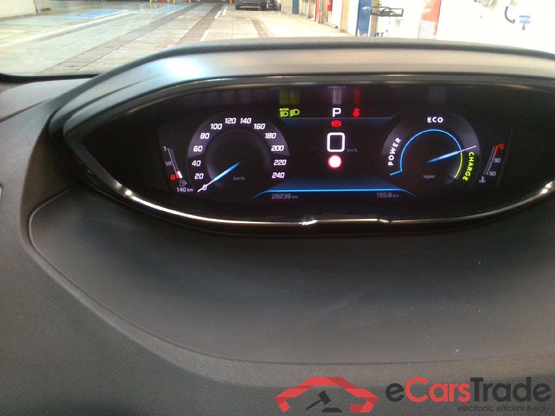 Peugeot 5008 Allure Pack Hybrid 136 (e-DCS6) #5