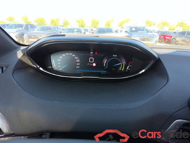 Peugeot 5008 Allure Pack Hybrid 136 (e-DCS6) 1.2L 3-cyl #5