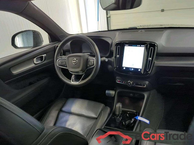 VOLVO XC40 Recharge P8 AWD RDes #3