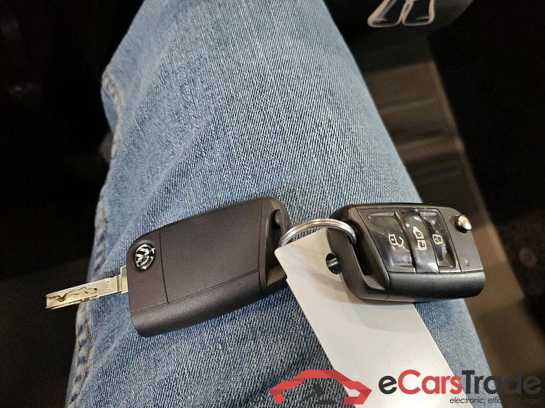 VOLKSWAGEN Crafter 75 kW #6