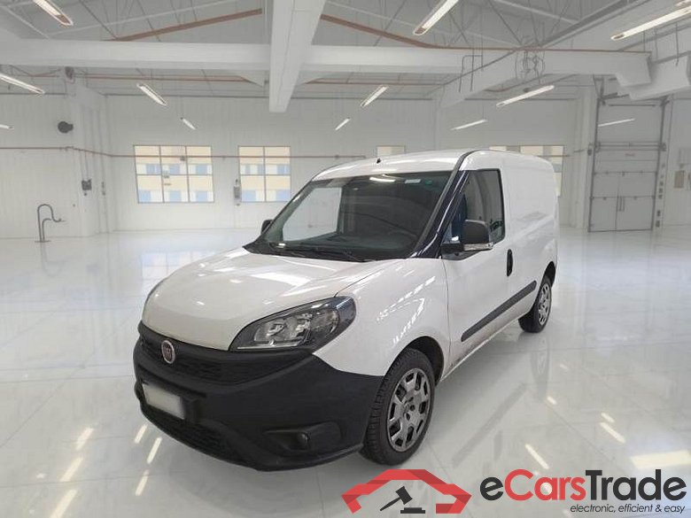 FIAT DOBLÒ CARGO / 2014 / 4P / VETT. FURGONATA CH1 LOUNGE 1.4 NAT. POWER 120CV E6D