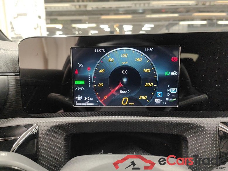 Mercedes-Benz CLA CLA 250 e 4d #6