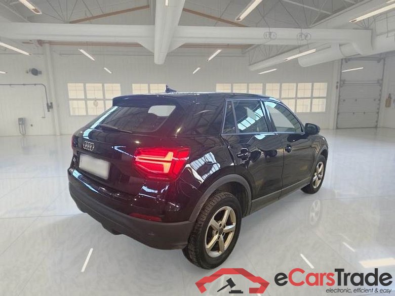 AUDI Q2 / 2016 / 5P / SUV 1.6 30 TDI BUSINESS S TRONIC #2