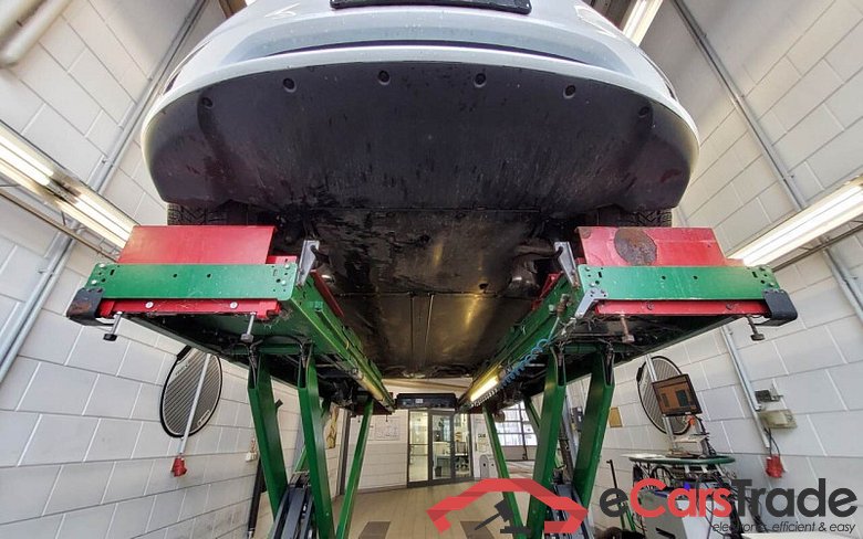 Tesla Model Y - SUV5 Dual, Maximale Reichweite Dual AWD, 2021 - 2025 Maximum Range / Premium #5