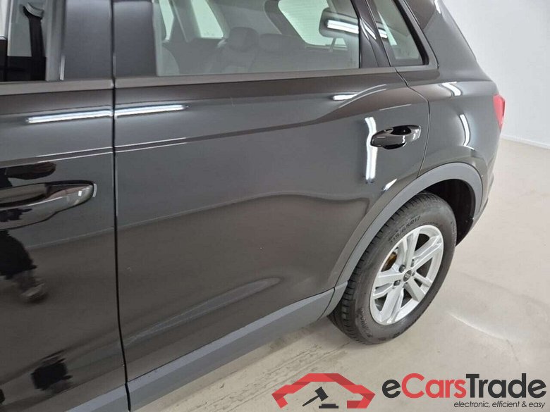 AUDI Q3 E-TRON 1.4 45 TFSI E S-TRONIC #6