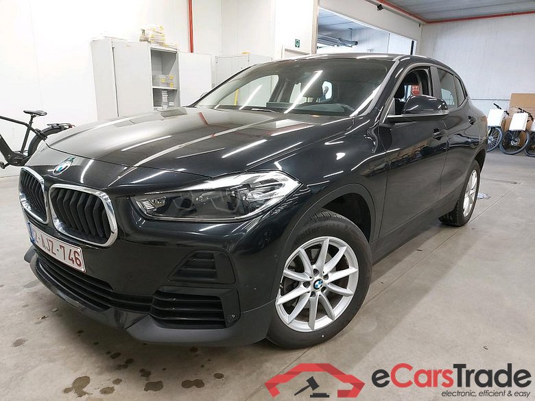 BMW - BMW X2 sDrive18dA 136PK Advantage Pack Business Plus & Comfort Pack & Harman Kardon Sound & Cruise Control #1