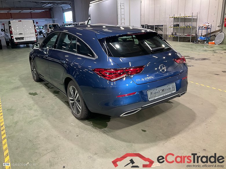 MERCEDES-BENZ CLA - Klasse 1.3 CLA 250 E BUSINESS SOLUTION DCT #3