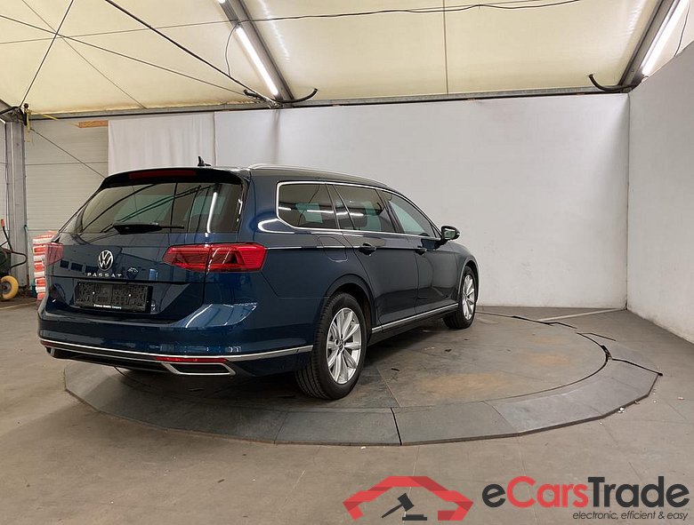 VOLKSWAGEN Passat Variant Passat Variant Elegance 'Business' 2.0 TDI SCR 110 kW (150 ch) 7 vitesses DSG #2
