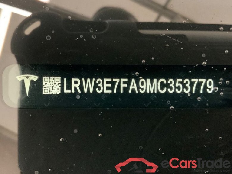 TESLA Model 3 Standard Reichweite Plus Hinterradantrieb 4d 208kW #5