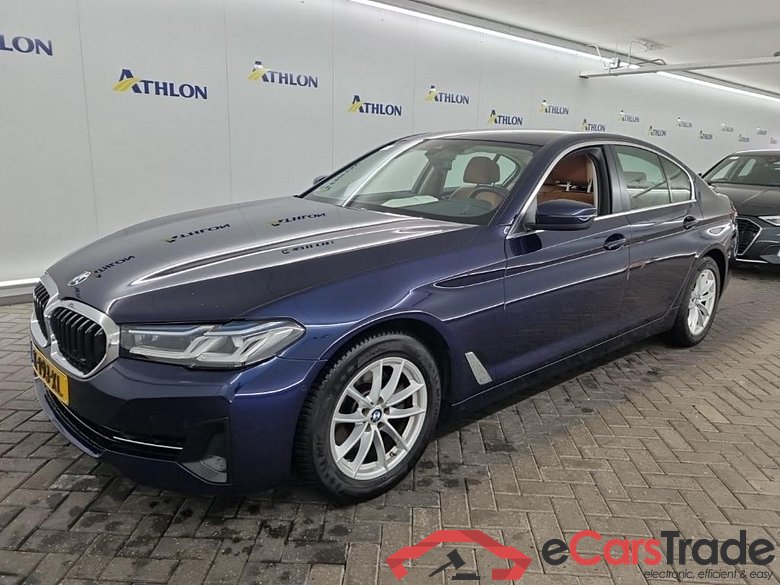 BMW 5 Serie Sedan 520iA 4D 135kW #1
