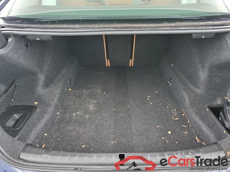 BMW 5 Serie Sedan 520iA 4D 135kW #5
