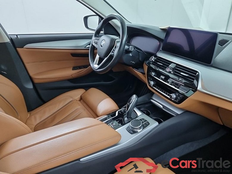 BMW 5 Serie Sedan 520iA 4D 135kW #6