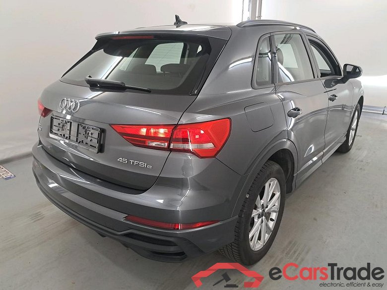 AUDI Q3 1.4 45 TFSI E S TRONIC S LINE #4