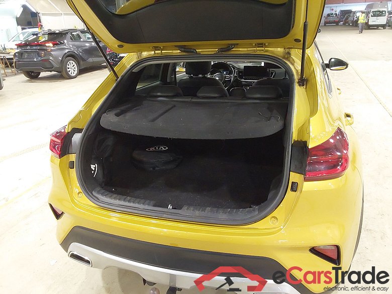 KIA XCEED 1.6 GDI PHEV DCT BUSINESS LINE #3