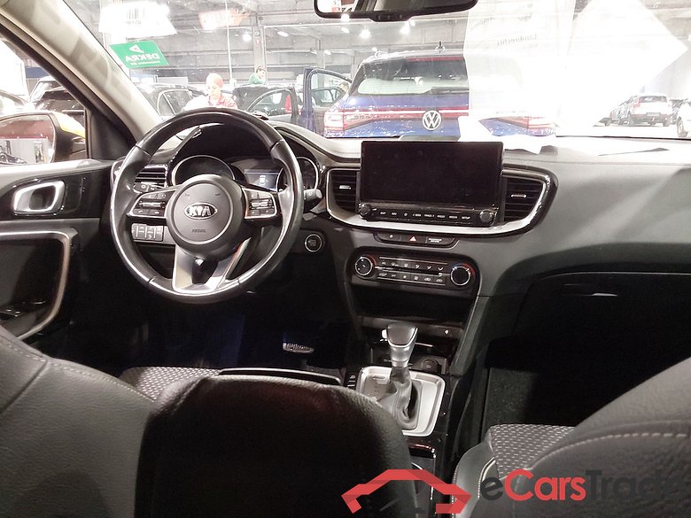 KIA XCEED 1.6 GDI PHEV DCT BUSINESS LINE #6