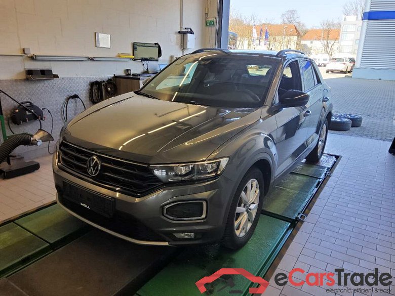Volkswagen T-Roc (A11)(09.2017->2021) DE - SUV5 1.5 TSI EU6d, Sport OPF (EURO 6d), 2020 - 2022