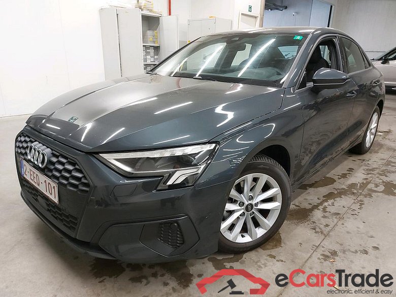 AUDI - AUD A3 BERLINE 30 TFSi 110PK S -Tronic Attraction Pack Platinum With Heated Sport Seats & Adaptive Driving Assistant & Adaptive Cruise Control  * PETROL *