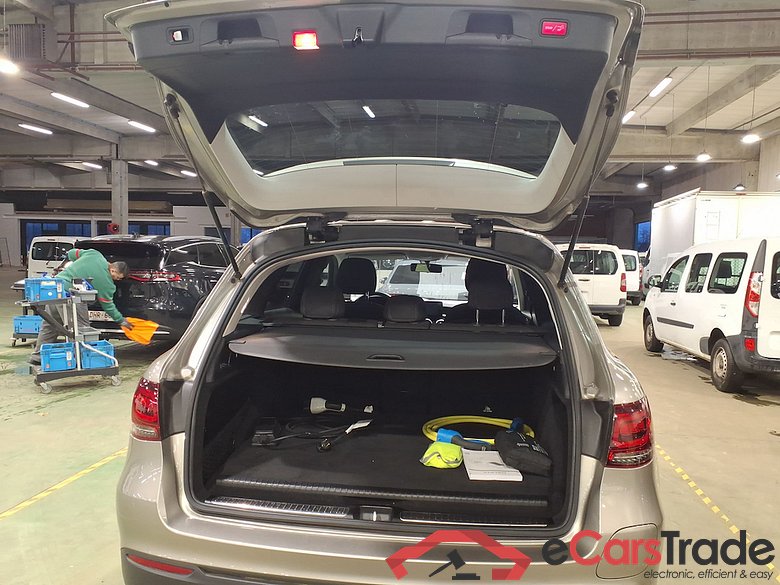 MERCEDES-BENZ GLC 2.0 GLC 300 DE 4MATIC 4WD AUTO #3