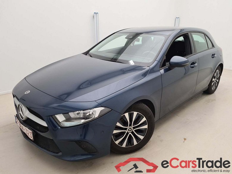 MERCEDES-BENZ A-KLASSE 1.5 180 D STYLE