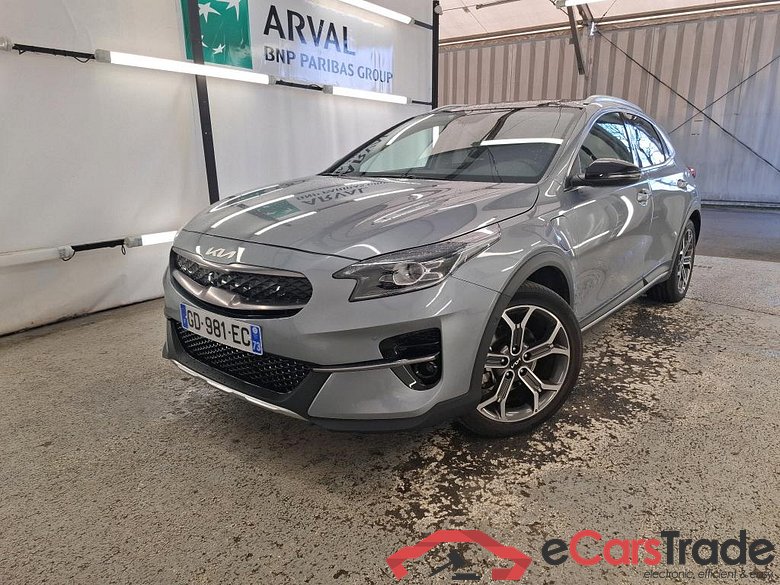 KIA XCeed / 2019 / 5P / Crossover 1.6 GDI ISG ISG PHEV DESIGN DCT6 #1