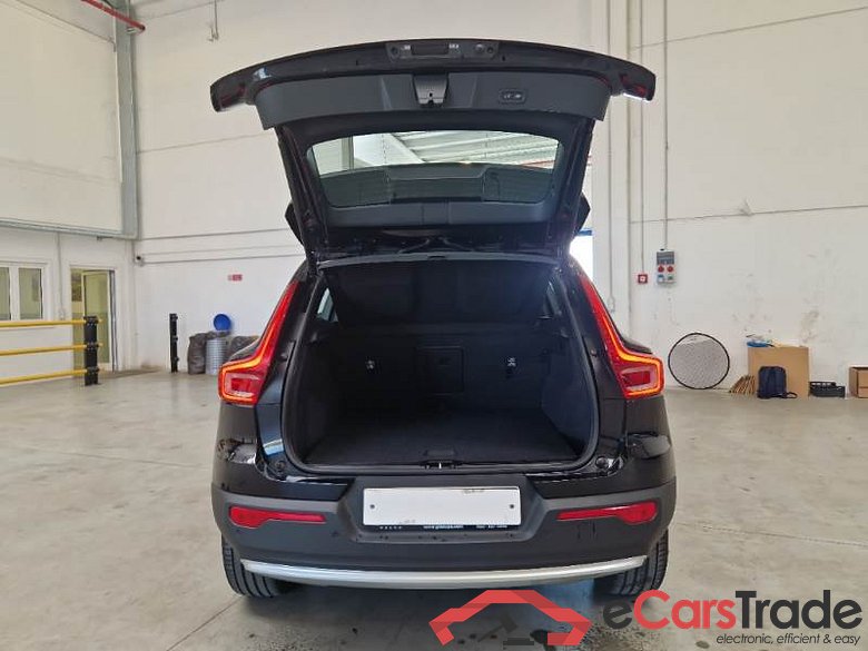 VOLVO XC40 / 2021 / 5P / SUV T4 RECHARGE PLUG-IN AUTO CORE #5