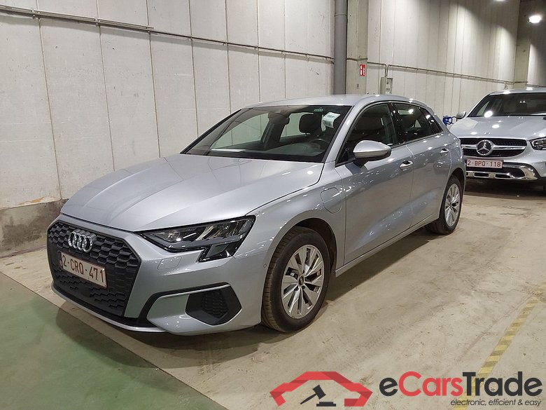 AUDI A3 SPORTBACK 1.4 40 TFSI E S TRONIC SPORTB ATTRACTION #1