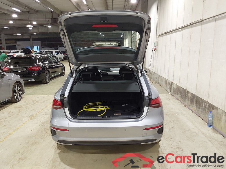 AUDI A3 SPORTBACK 1.4 40 TFSI E S TRONIC SPORTB ATTRACTION #3