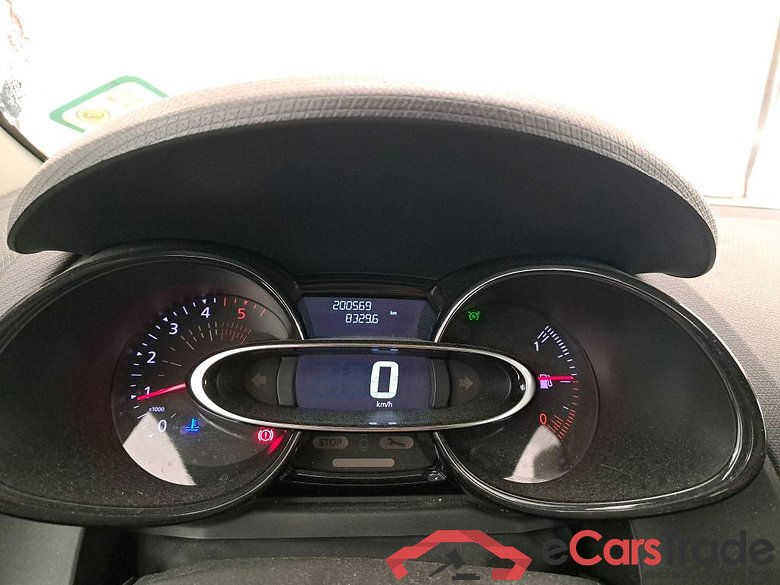 Clio IV Air 1.5 dCi 75CV BVM5 E6 #6