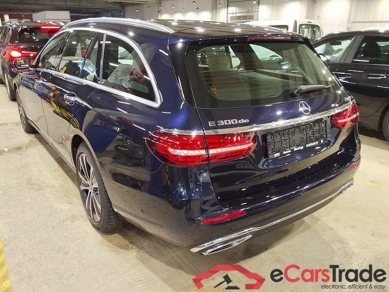 Mercedes E 300de Plug-In Hybrid 4Matic Aut. Pano LED-Xenon Widescreen Navi Sport-Leather KeylessGo Camera Klima PDC ... #4