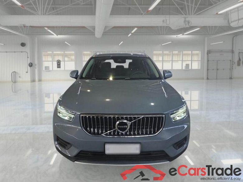 VOLVO XC40 / 2017 / 5P / SUV T5 PLUG-IN HYBRID AUTO RECH INSCRIP EXPR #6