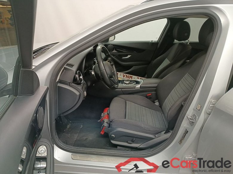 Mercedes-Benz C-Klasse Break C 160 Aut. 5d #3