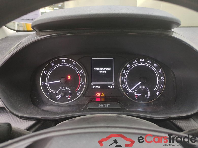 Fabia Active 1.0 MPI 80CV BVM5 E6d #6