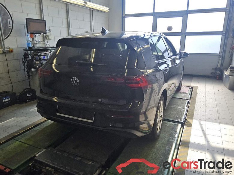 Volkswagen Golf VIII Lim. (CD1)(12.2019->2024) DE - LimS5 2.0 TDI EU6d, Life (EURO 6d), 2020 - 2024 #3